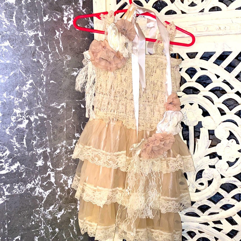 SALE!!!!! 2T Girls Bundle - Adorable!